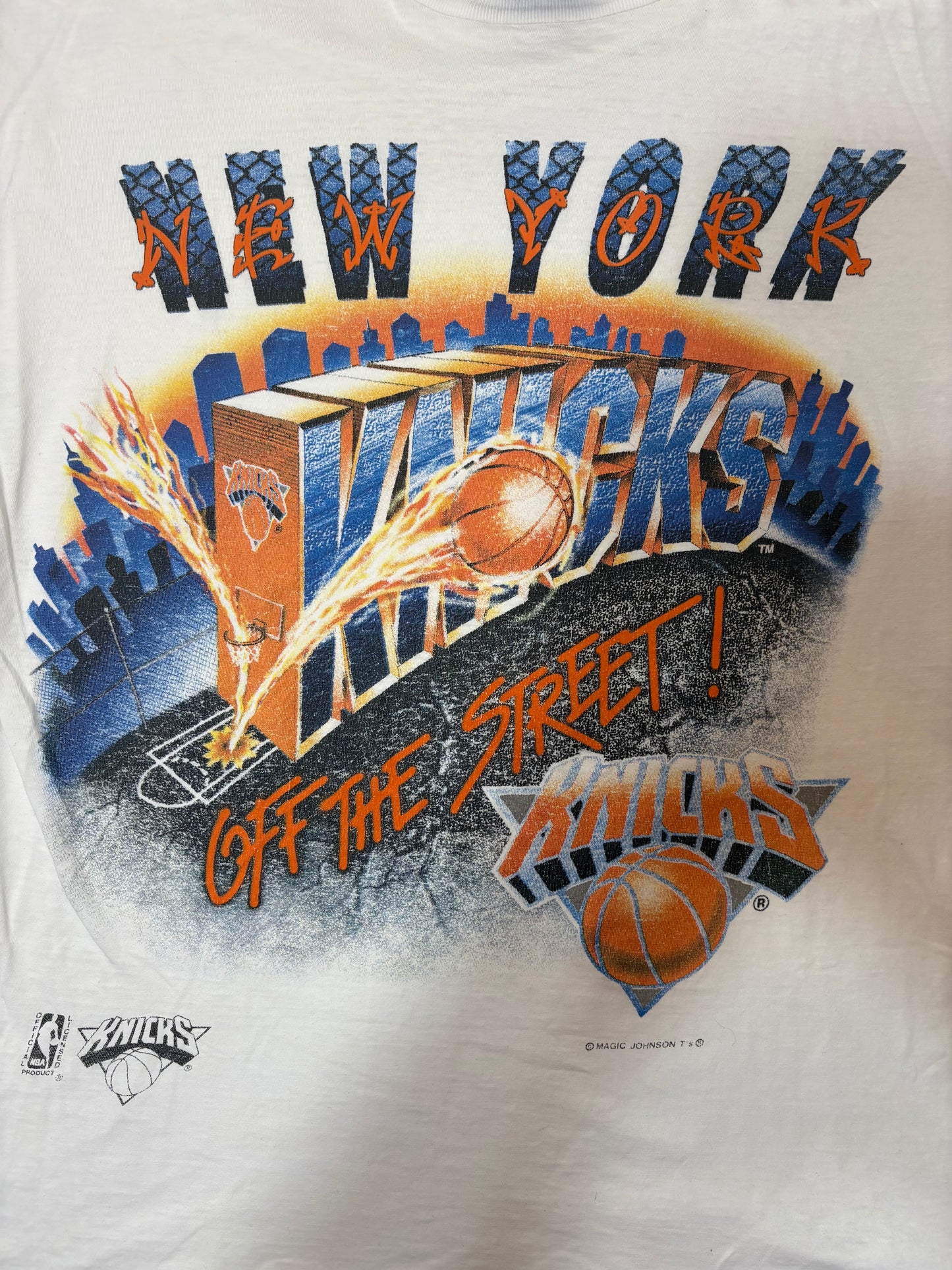 Vintage New York Knicks off the street tee