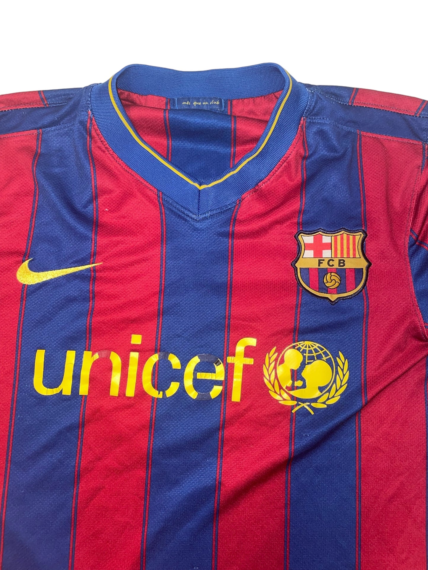 2009/10 FC Barcelona soccer jersey Size Medium