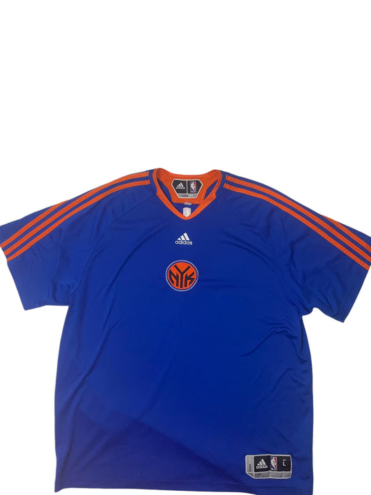 2009 team issued Knicks warm up shirt