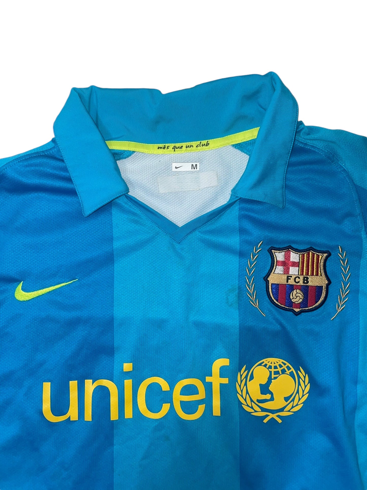 2007 Fc Barcelona soccer jersey size medium
