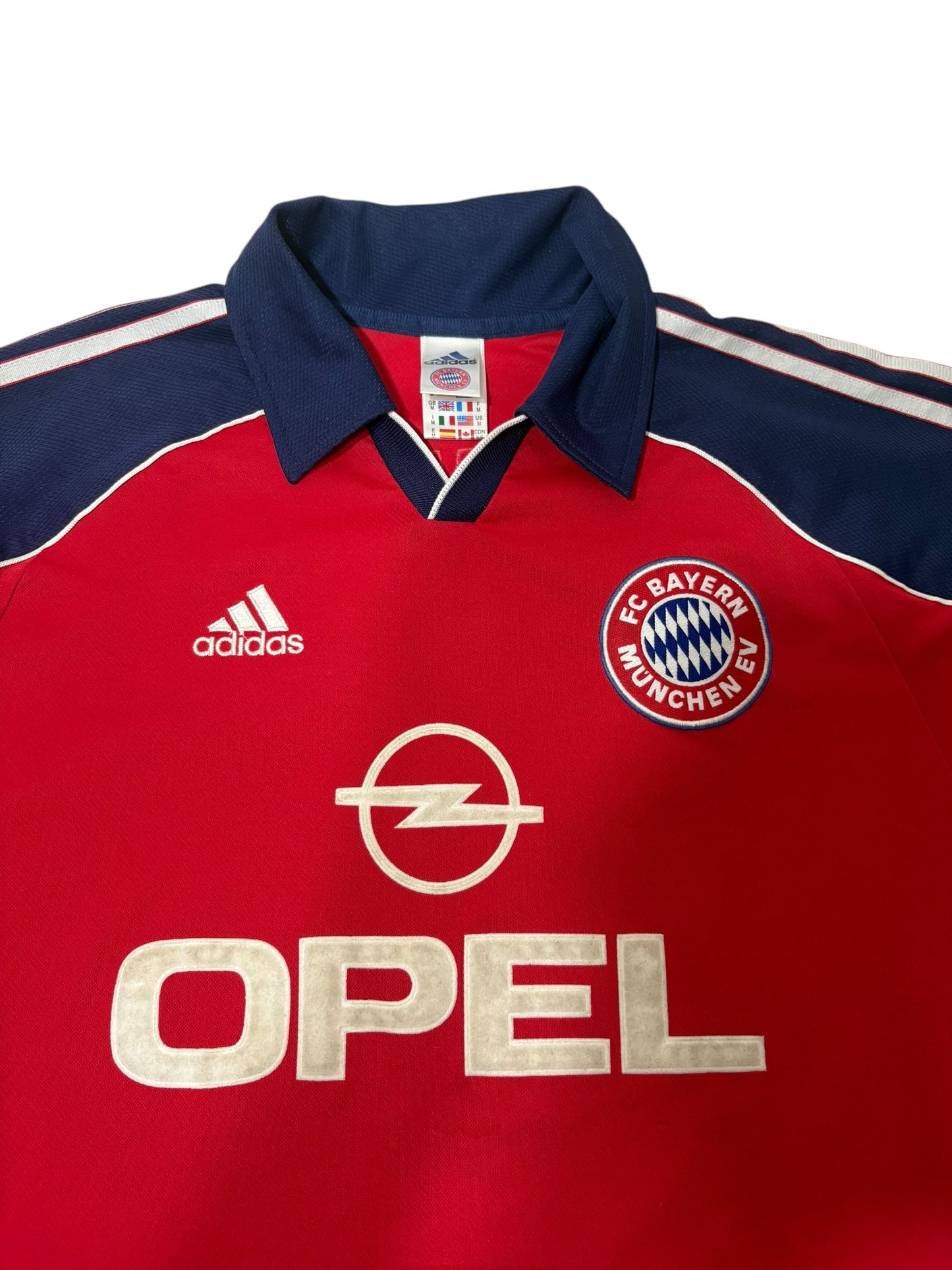 Vintage 1990s Bayern Munich jersey size medium