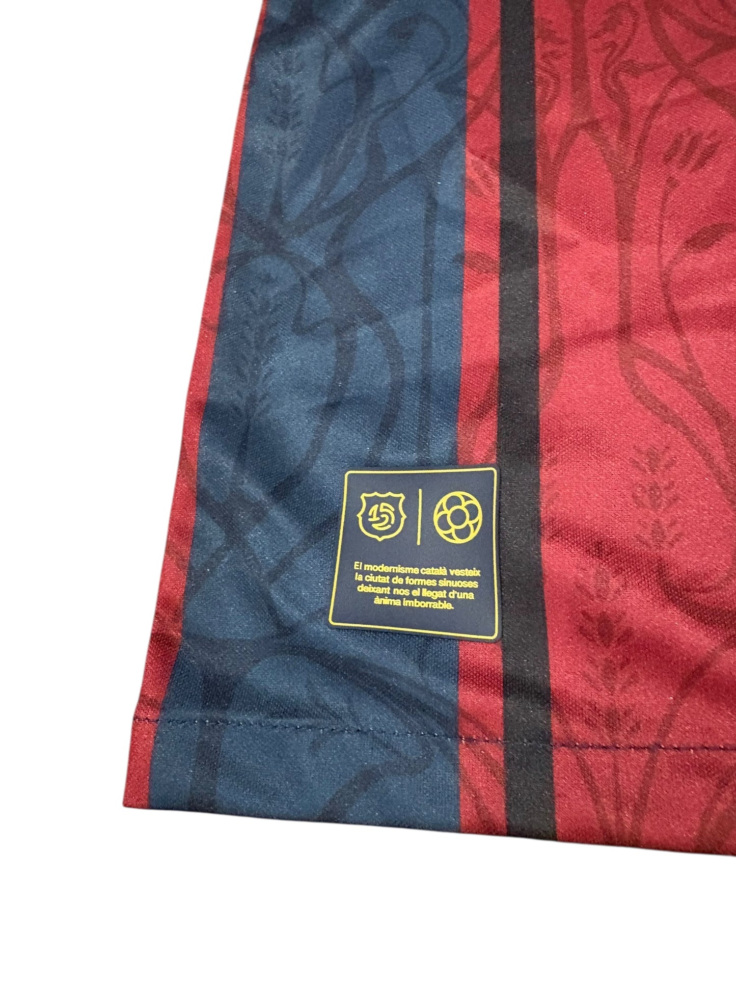 2025/26 FC Barcelona 125th anniversary home jersey size large