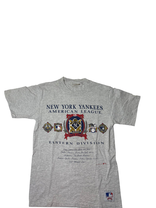 Vintage 1991 New York Yankees embroidered ogo tee