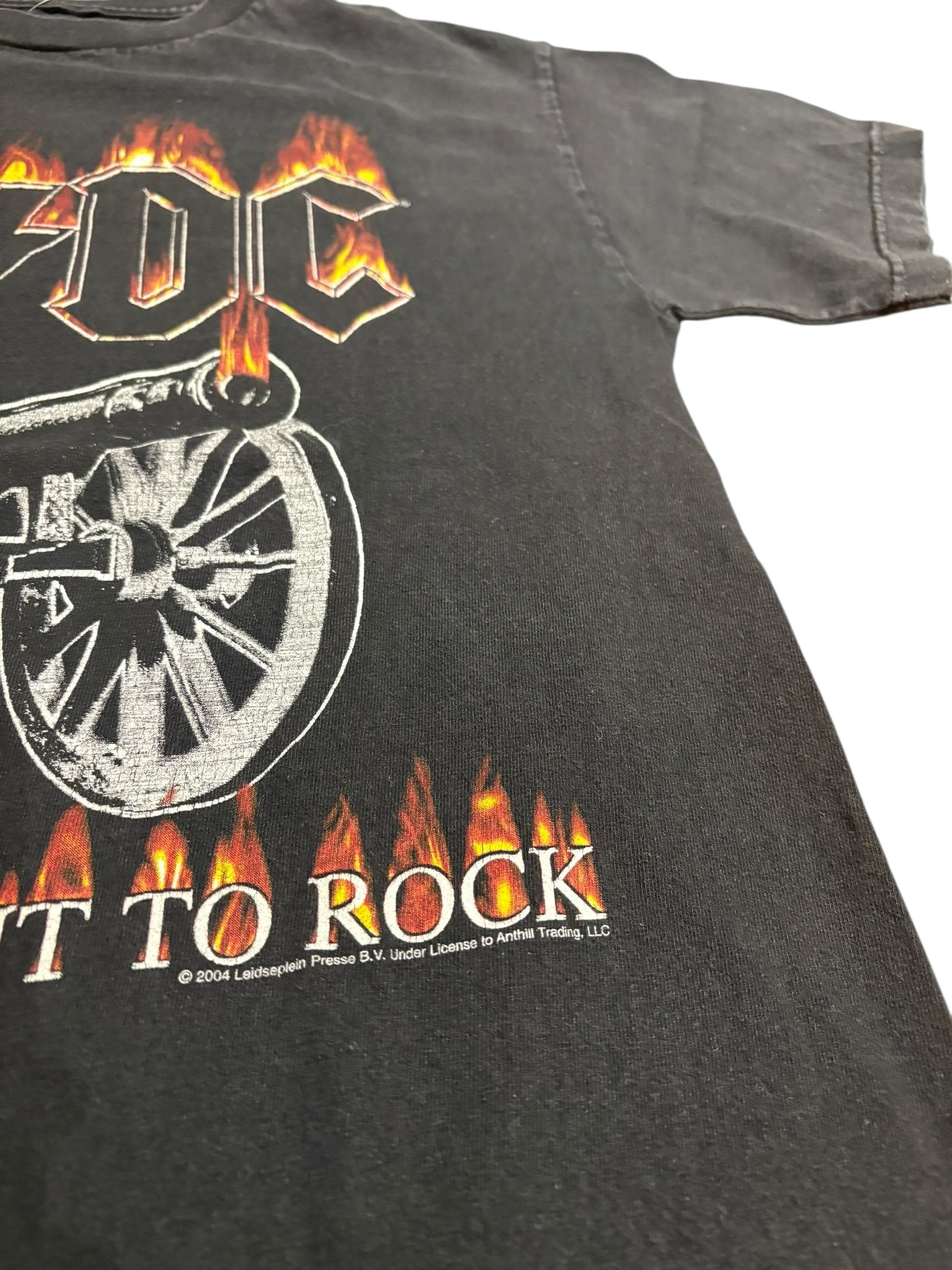 AC-DC 2004 cannon tee