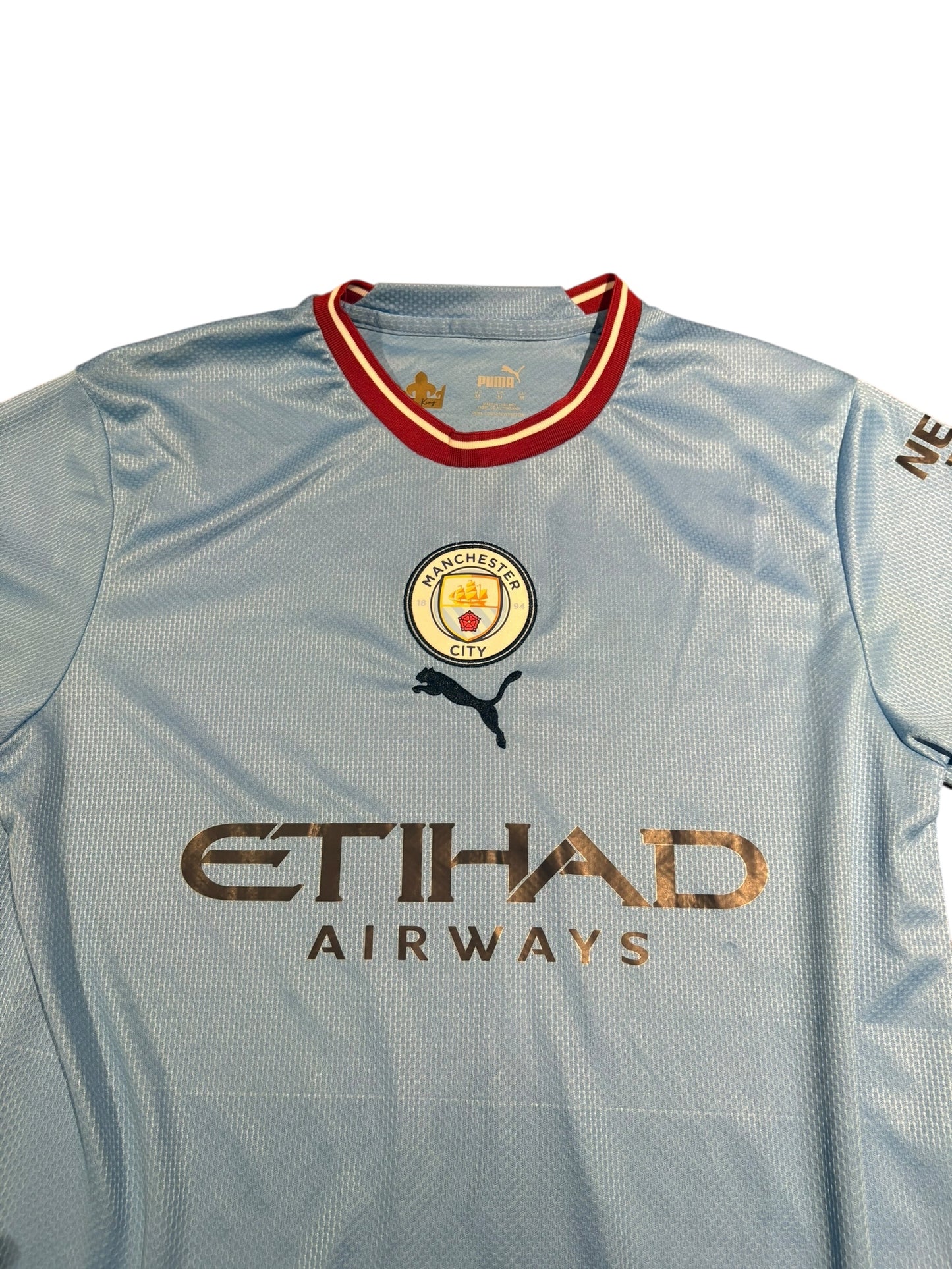 2022/23 Manchester City home jersey size medium
