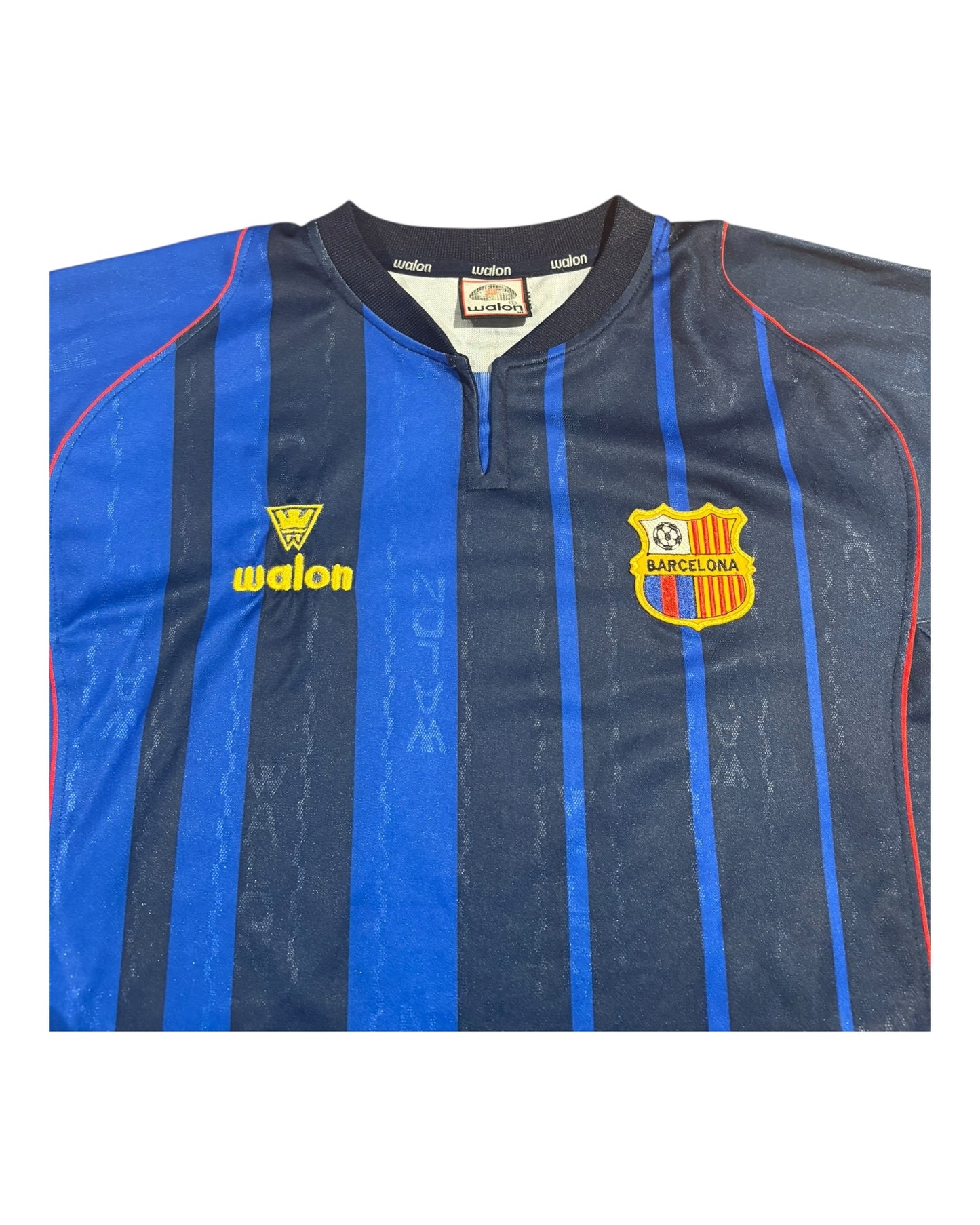 2004 walon sports Barcelona jersey size Large
