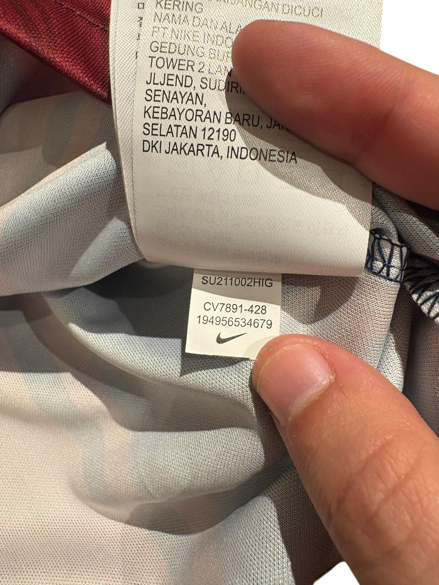 2025/26 FC Barcelona 125th anniversary home jersey size large