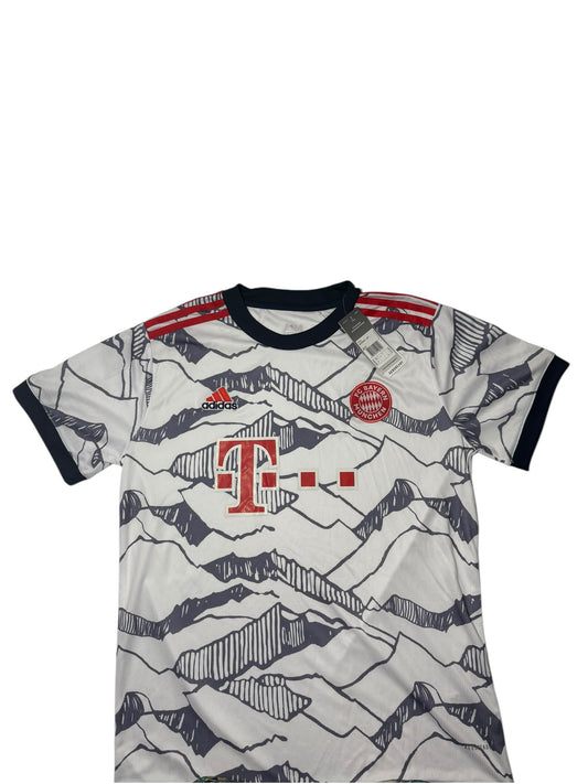 New with tags 2021 Bayern Munich Soccer jersey size large